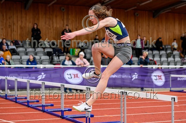 ComMast25-919534 - Track Female Set One