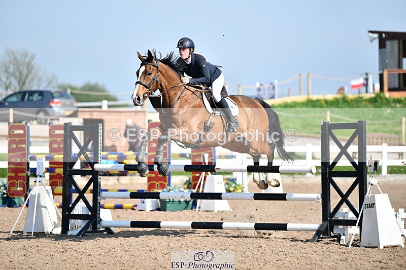 240512A-164330-19857 - Cls 44 1.05m National Am Quali