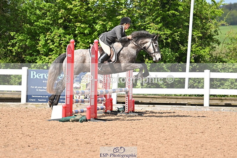 240504A-110416-00522 - Cls 14 & 15 Club & Schools 70cm