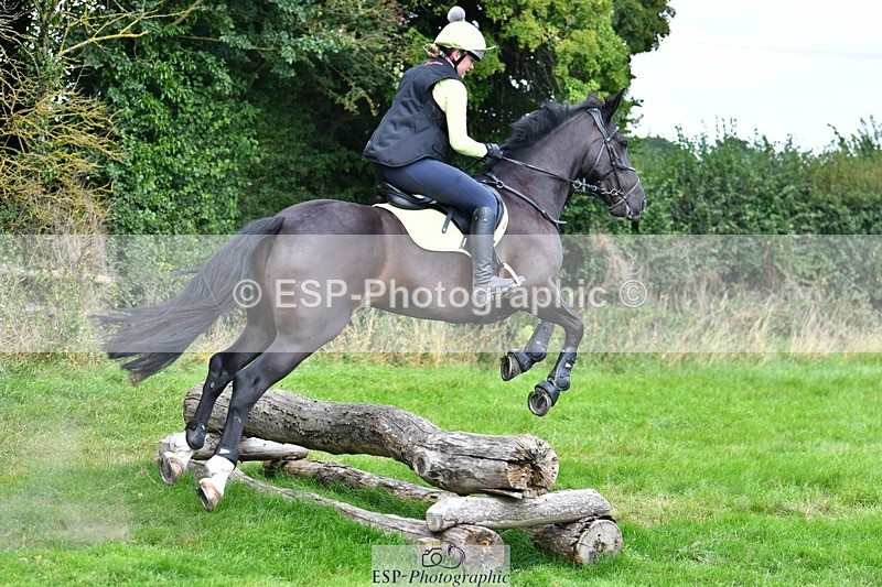 230817-142332-03013 - Abbie's 2nd Group - XC