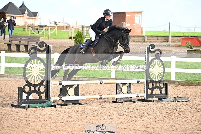 241023A-140648-00968 - Cls 4 Newcomers and 1.10m Open