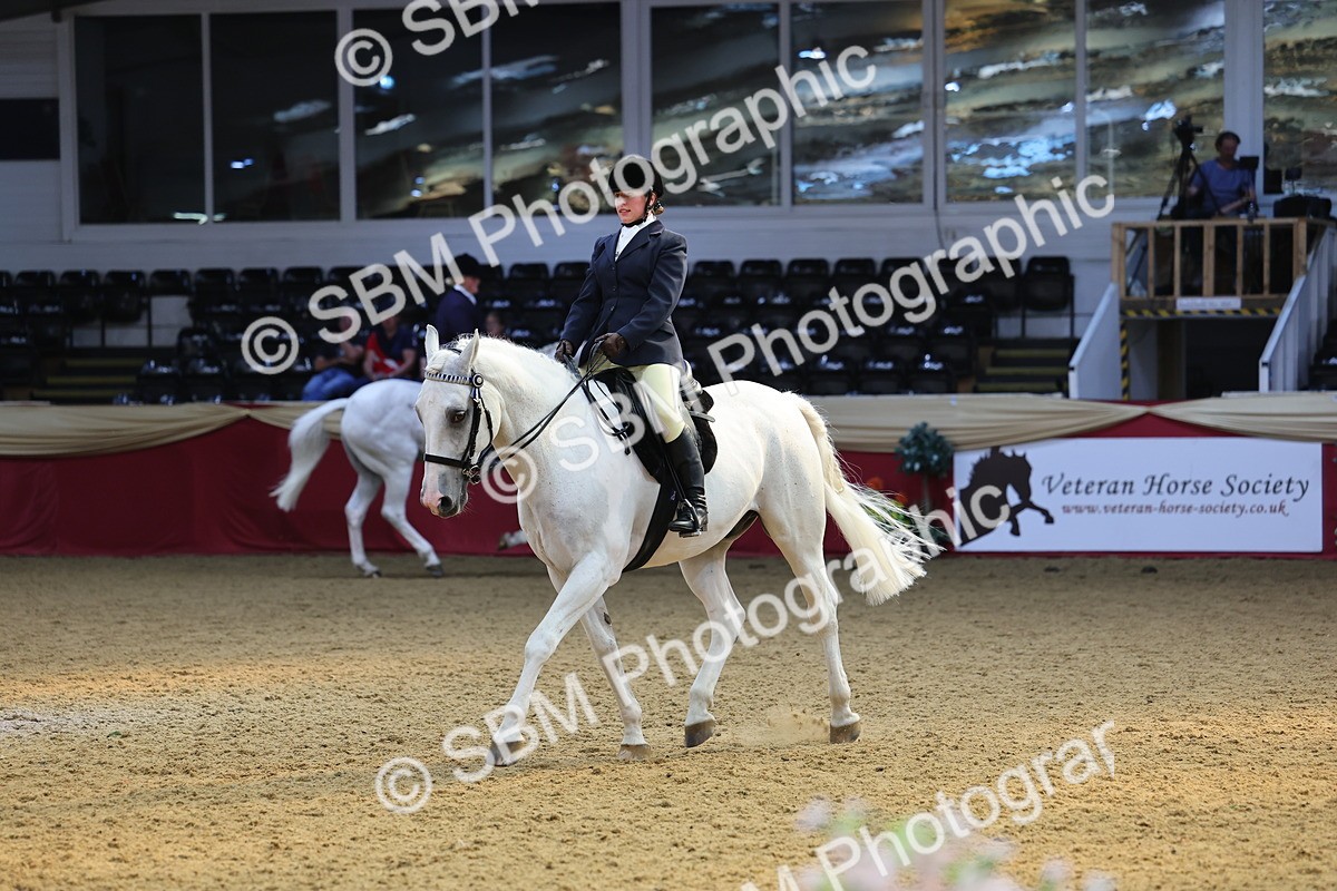 SBM_24547 - Class 906 - Supreme Final - Ridden Pre Vet