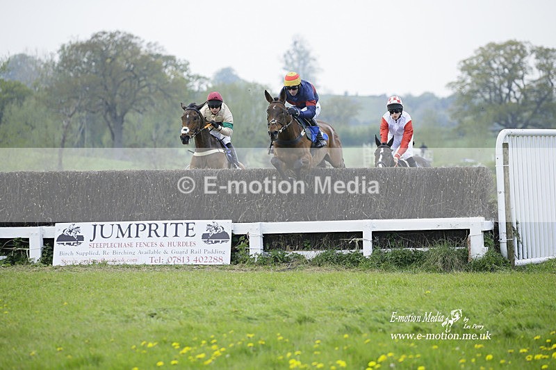 PtP 230422 395 - Berkeley Races - Woodford Glos 23/04/22