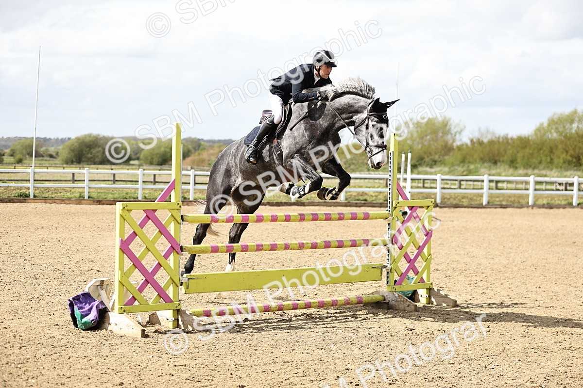 SBM_001102 - Class 4 - Senior Newcomers - 1.10m