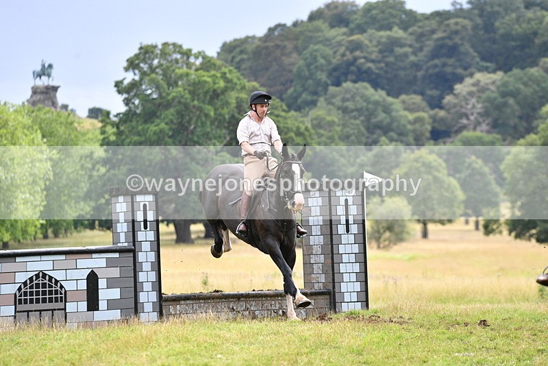 WJ5_2592 - Time at Jump 14:02 to 14:46