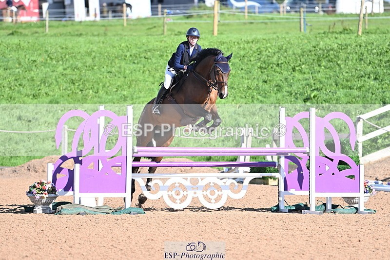 231014A-115026-04504 - Cls 18 Newcomers & 1.10m Open