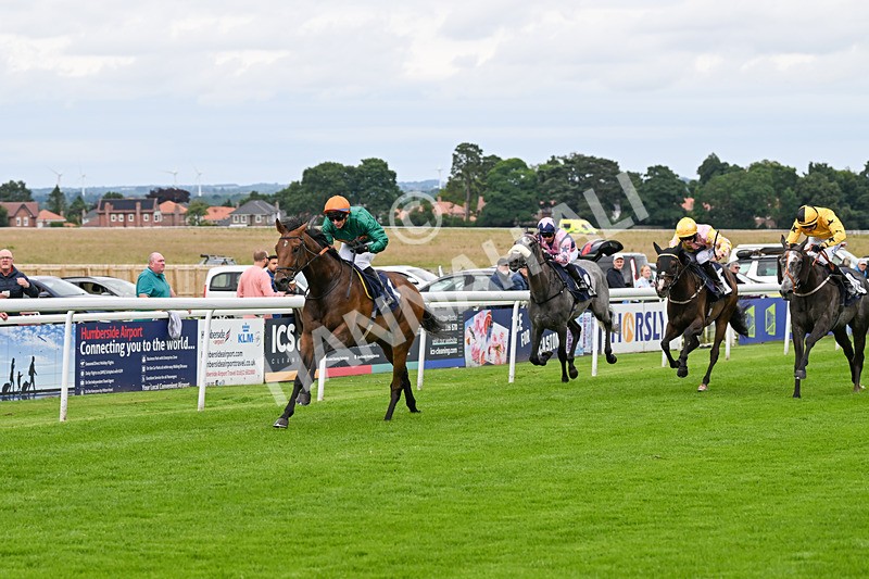 160724-Race 3-Roger Henry-8676 - Race 3