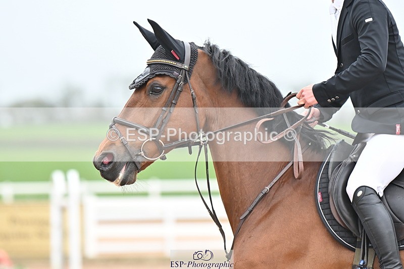 240406A-153501-04163 - Cls 17 National 1.30m Open