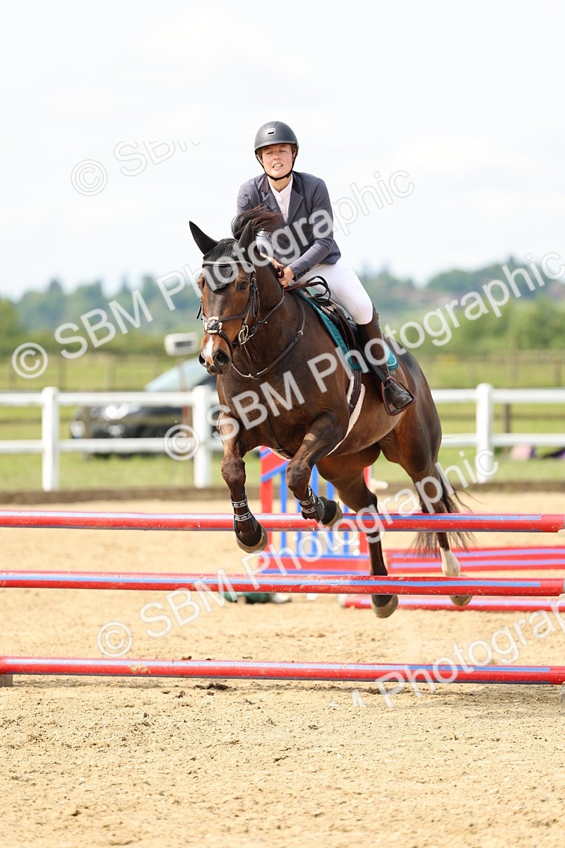 SBM_004572 - Class 16 - Senior British Novice - 90cm