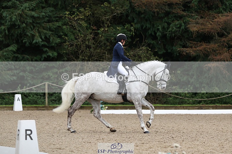 241024-110835-01750 - 135-Maddison.Peries-CHAMPAGNE.SILVER.NOVA