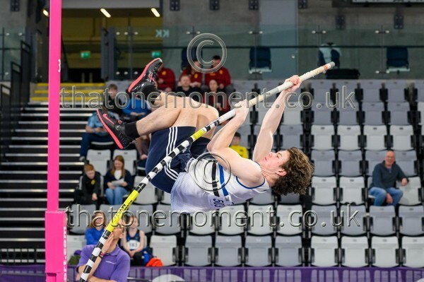 Age26SUN-918912 - Field Male