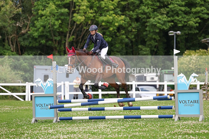3E7A3590 - Class 6: Hawkins Motors Senior 1.00m Derby