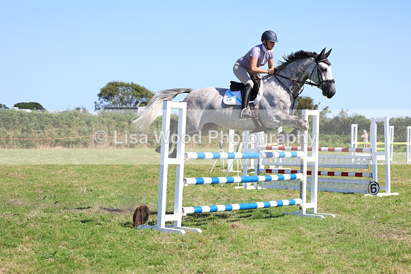 3E7A6508 - Class 13: Senior Newcomers/1.10m open