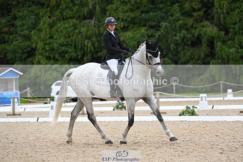 230813-174437-08731 - Cls 14 Medium Silver 16.45 to End