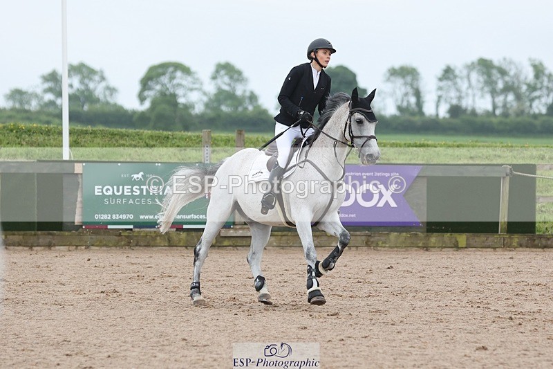 250524-095324-03987 - Cls 13  A&B 1.05m & 1.10m open