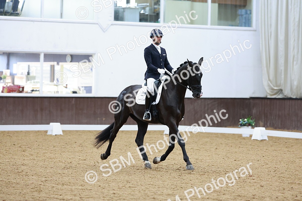 SBM_003702 - Class 1 - Prelim 6 - 10.40-11.50