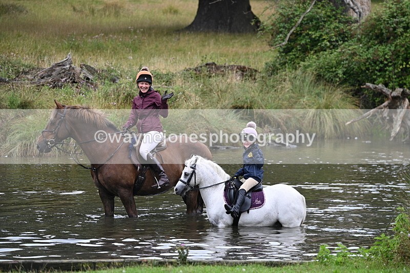 WJ7_6486 - Time at Water 09:30 to 10:00