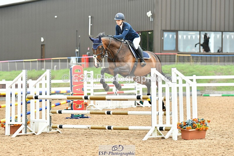 230730A-105238-09073 - Cls 32 Discovery & 1m Open