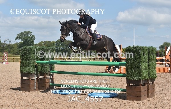 JAC_4557 - CLASS 6 Senior Newcomers/ 1.10m Open