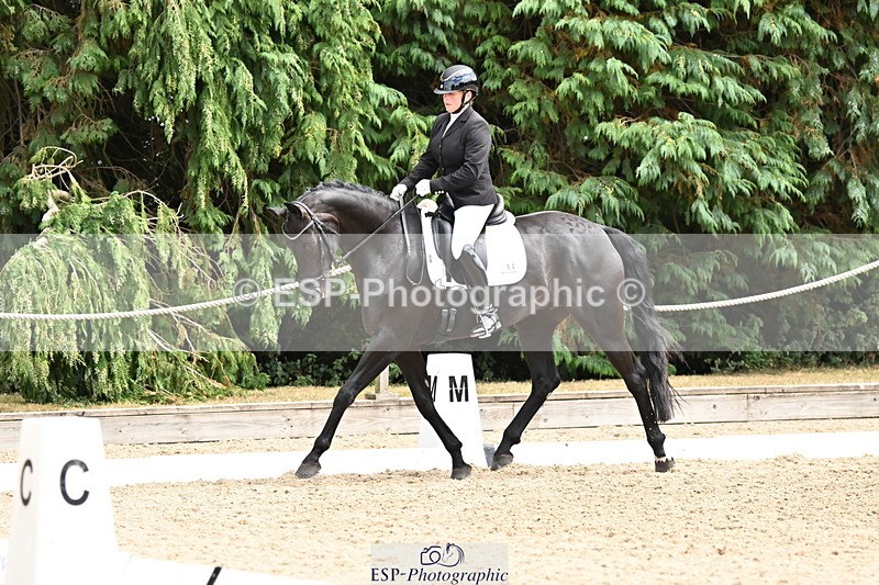 250808A-143121-00919 - 011-Helen.JamesDecadent