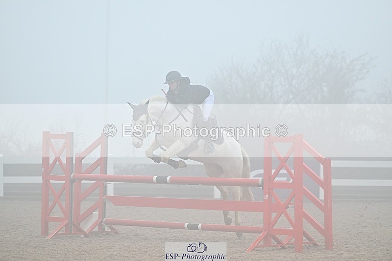 250208-123025-00588 - Cls 9 Pony Newcomers and 1m
