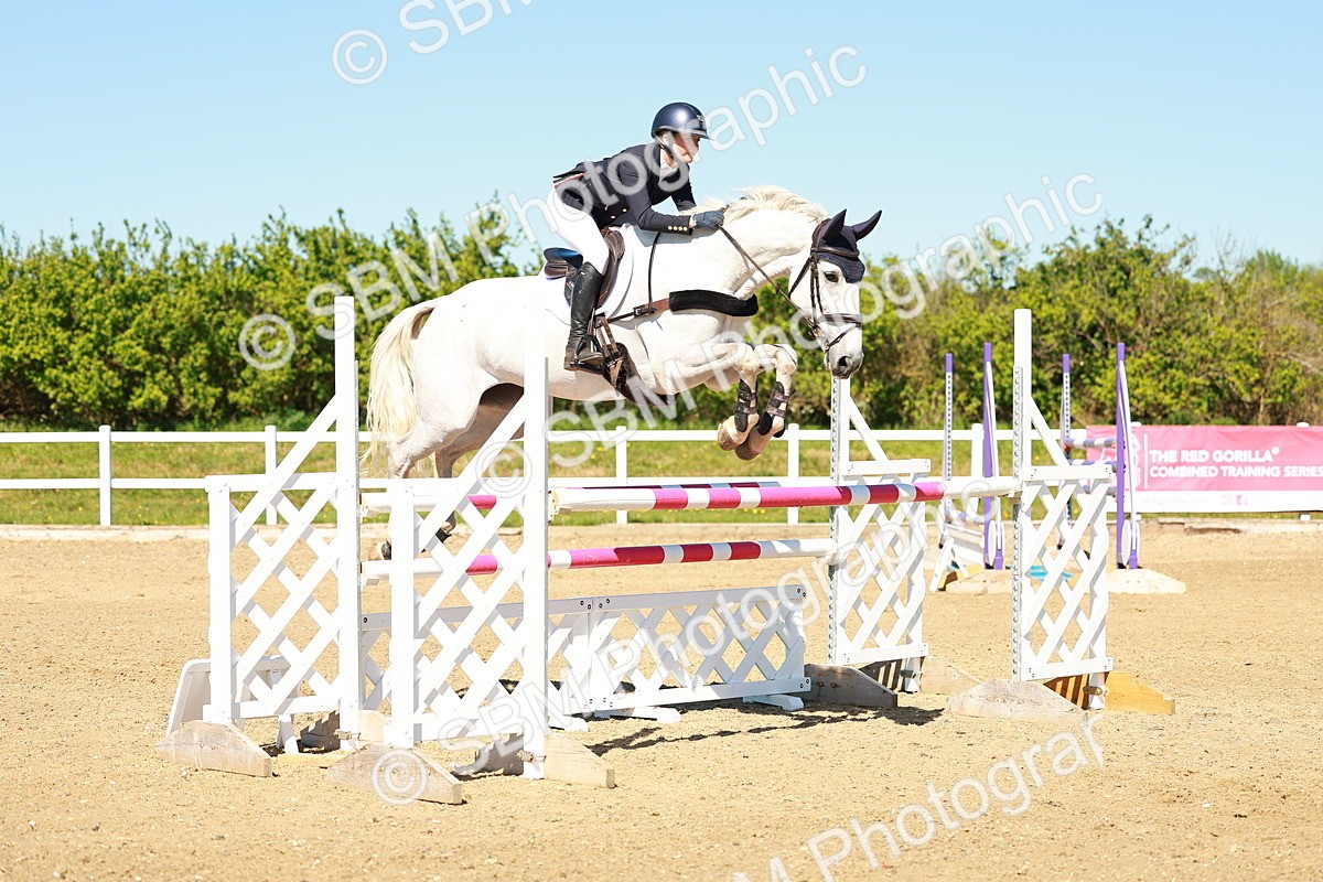 SBM_001712 - Class 5 - Senior Foxhunter - 1.20m