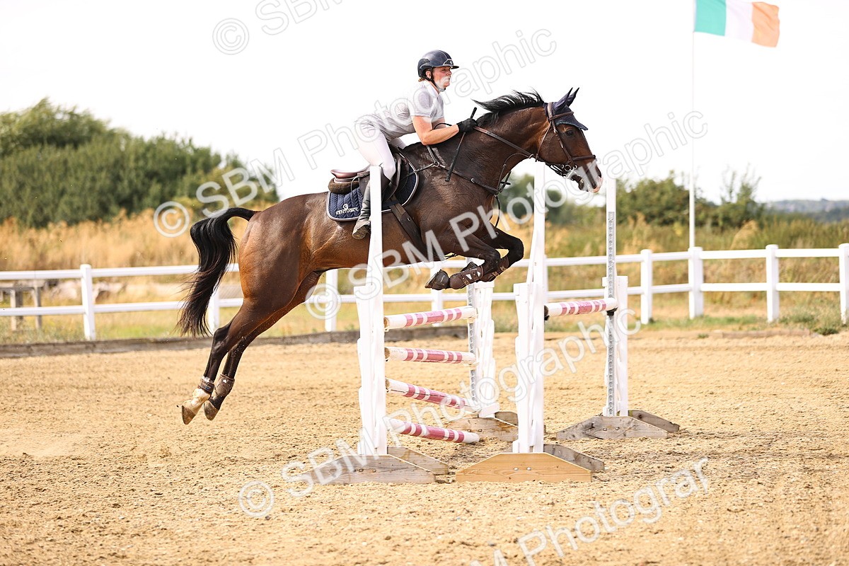 SBM_001511 - Class 6 - Senior Newcomers 1.10m