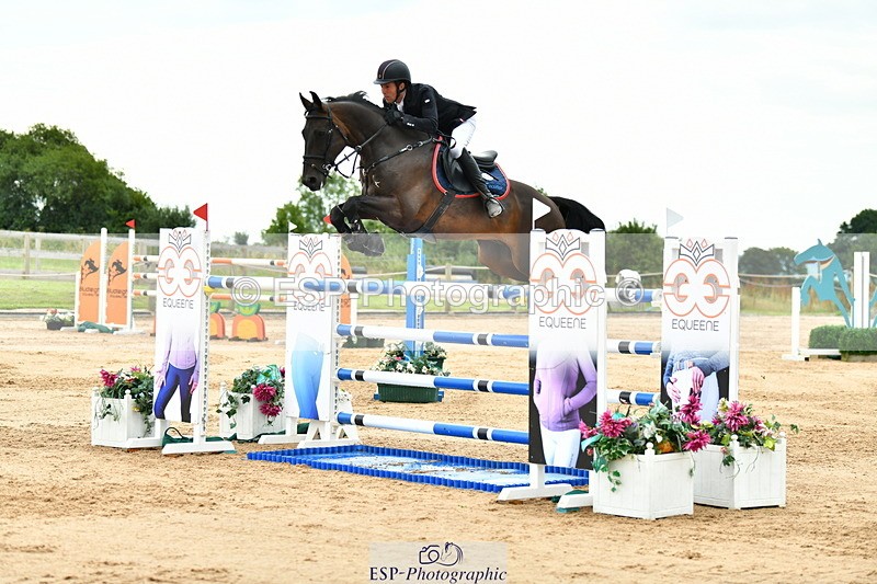 230720A-152121-03821 - Cls 9, 2 Star Big 1.40m Start to break