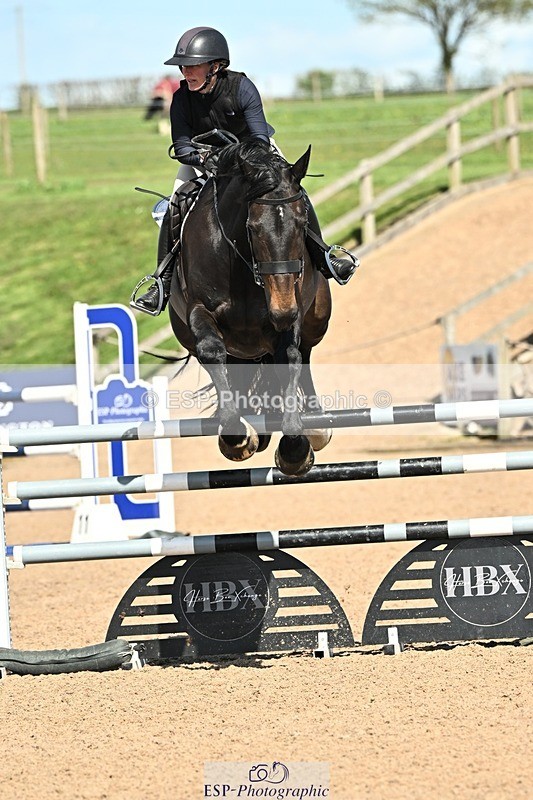 250416-151449-01654 - Cls 6 Foxhunter and 1.20m