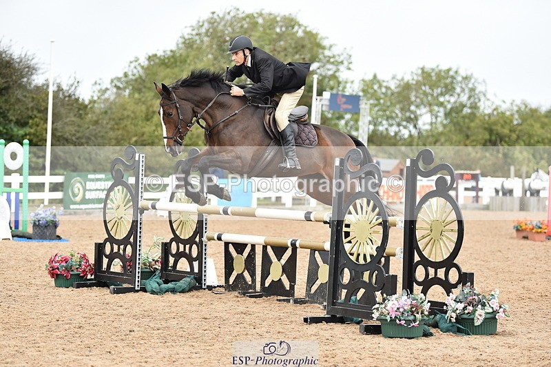 231013A-131044-01726 - Cls 3 1.05m Amateur Quali