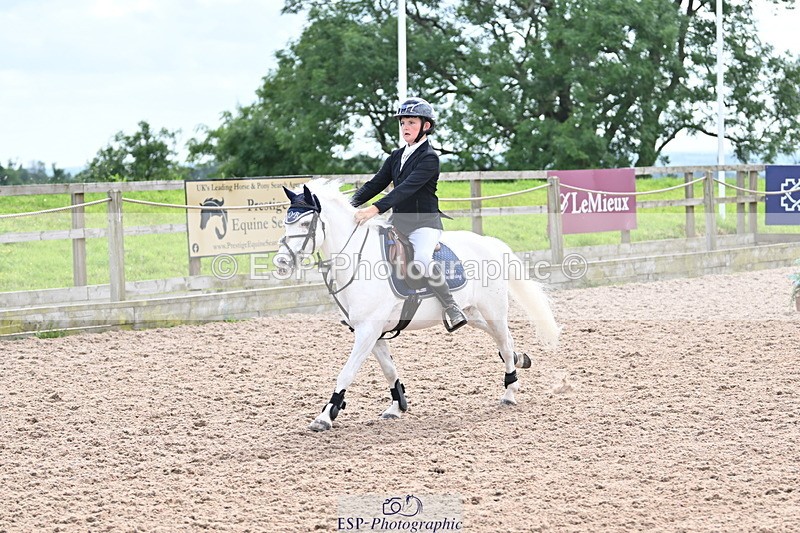 240628A-163450-01511 - Cls 5 Stepping Stones 128cm + 138cm