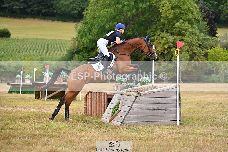 250803A-153513-16041 - O-682-Millie.Juleff-HERONA.CZ.Z