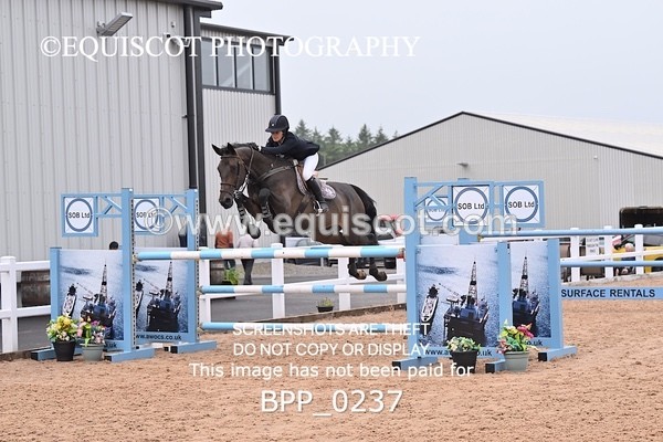 BPP_0237 - CLASS 25 SUN HOYS Redpost Equestrian Senior Foxhunter Second Round