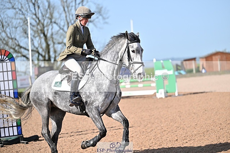 260408-100807-00089 - Cls 2 British Novice and 90cm