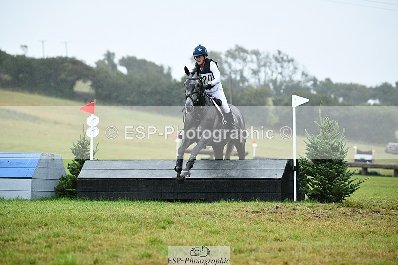 250830-151305-04264 - G-320-Gillian.Tabor