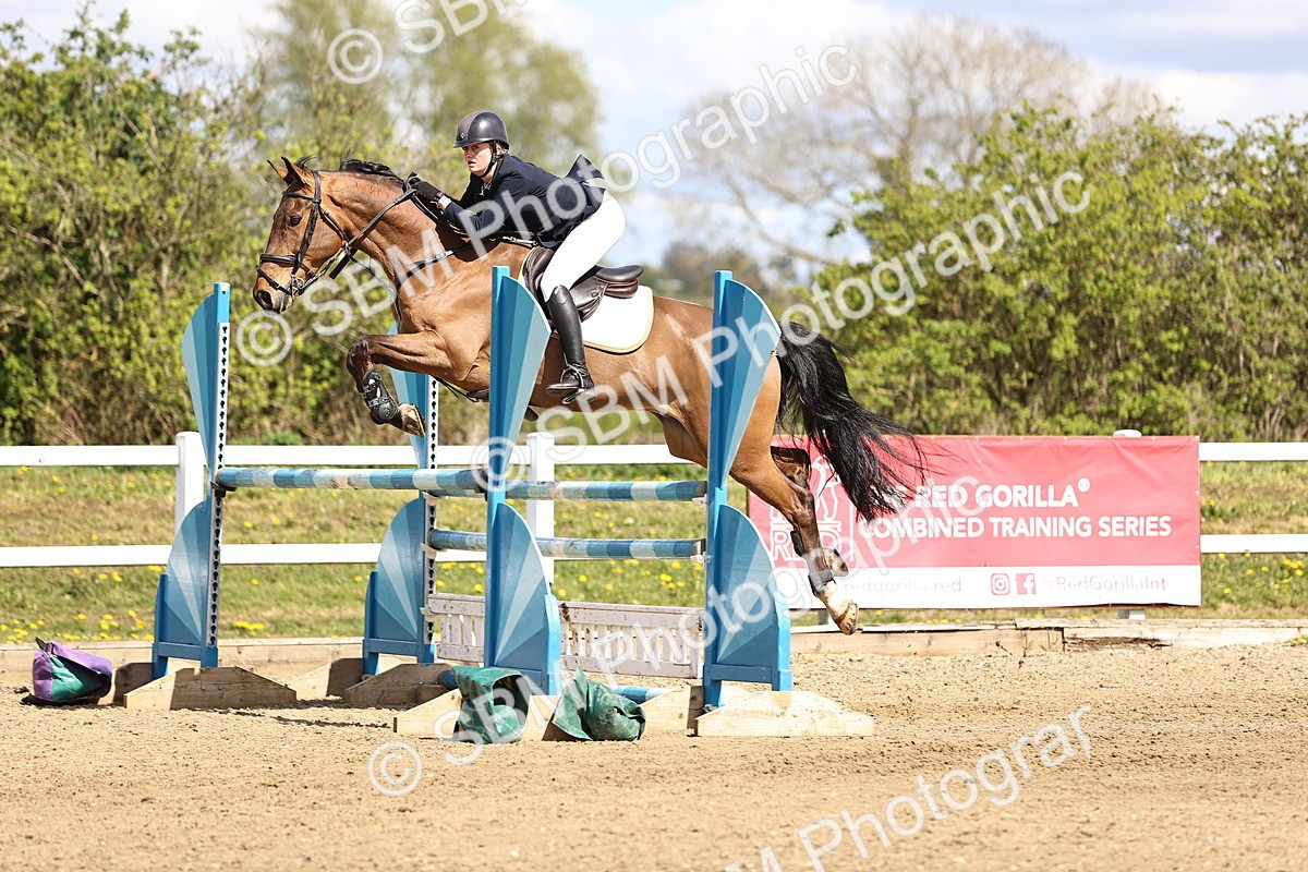 SBM_004185 - Class 17 - Senior Newcomers - 1.10m
