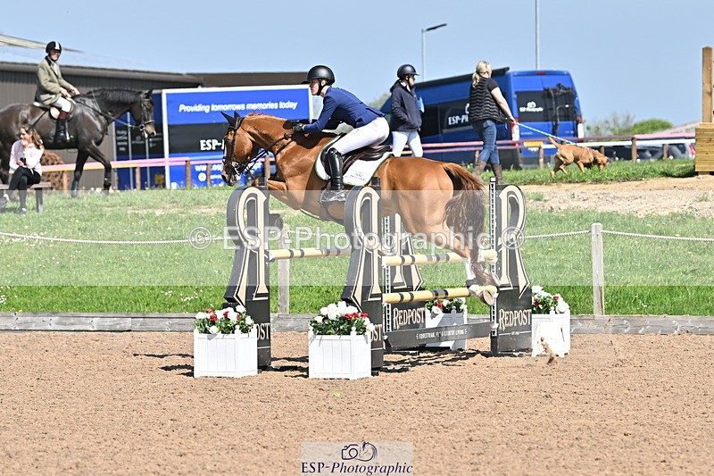 240509A-110907-01051 - Cls 9 Snr 1.20m Open