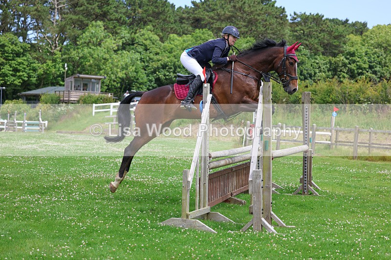 3E7A3577 - Class 6: Hawkins Motors Senior 1.00m Derby