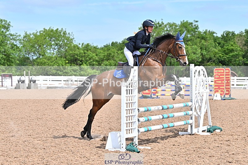 240619A-111753-00050 - Cls 1 British Novice and 90cm Open