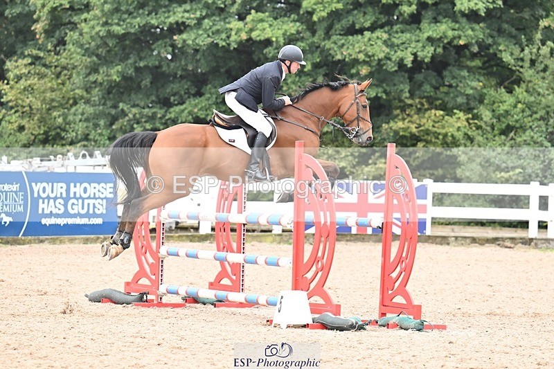 250917-132311-00658 - Cls 4 Newcomers and 1.10m Open