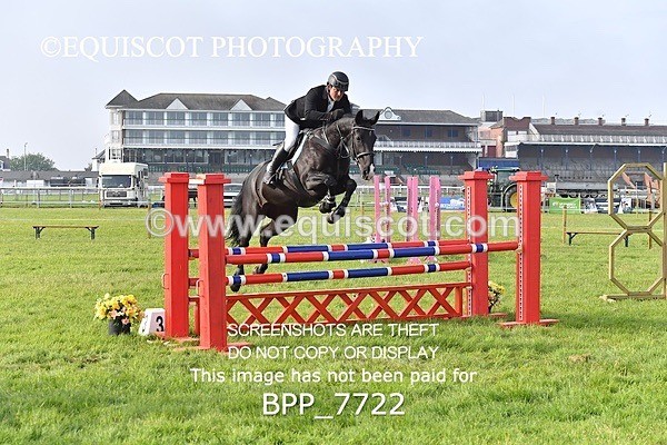 BPP_7722 - CLASS 6 Nisbets Fresh From The Farm & The Golf Inn 1.00m Amateur Championship