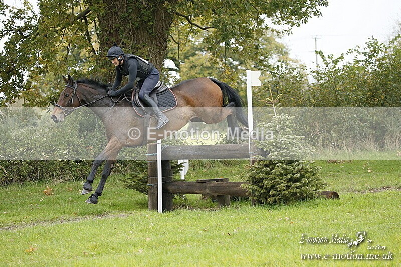 WWHT 181020 WWHT 181020 1340 - WWEC Intermediate (0.90m)  18/10/20