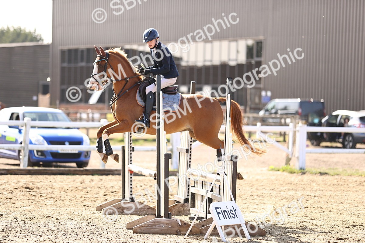 SBM_005530 - Class 8 - Clear Round