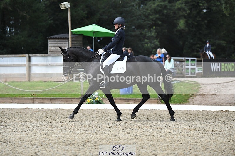 230812-113305-03648 - Cls 6 Novice Silver 10.30 to 11.55 break