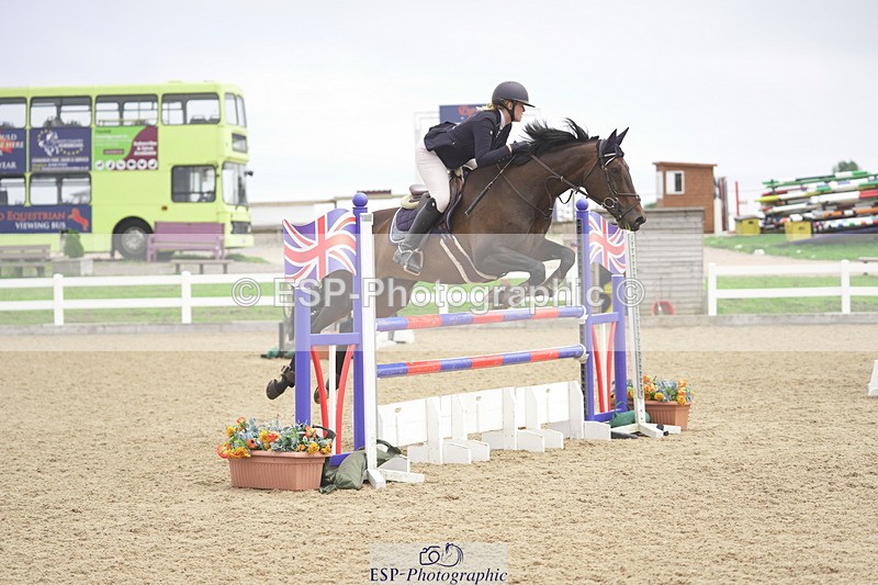 230810A-141602-02654 - Cls 4 1.05m Amateur Quali