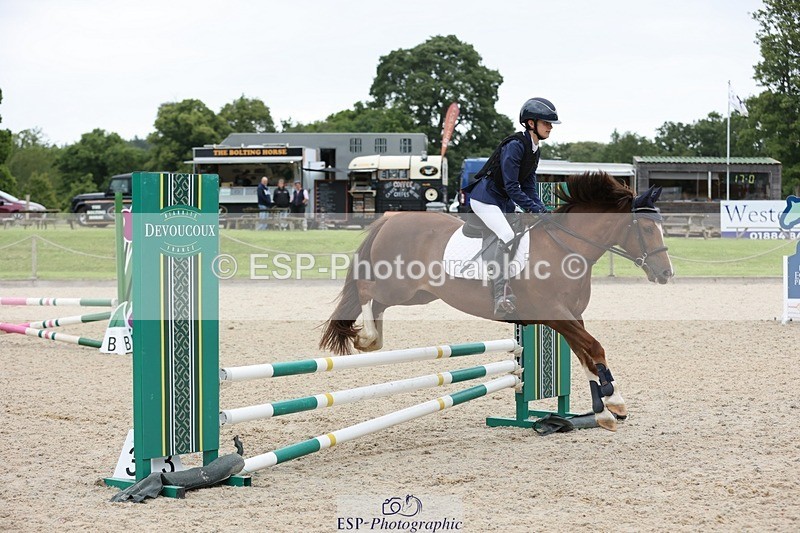 240615-155920-02143 - Cls 9&10 Club and Schools 70cm