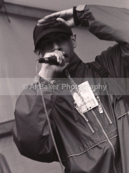 02 kon-fused - D-Percussion @ castlefield basin mcr 12.08.00