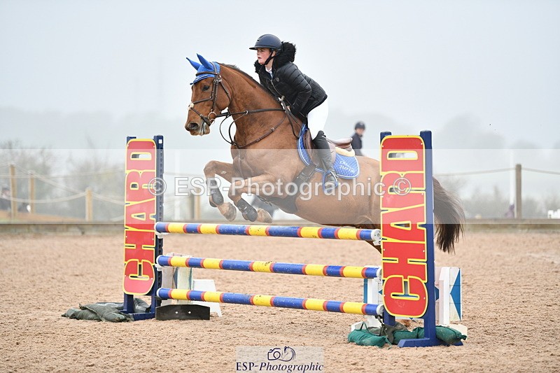 241102A-112427-04284 - SAT Cls 9 British Novice and 90cm Open