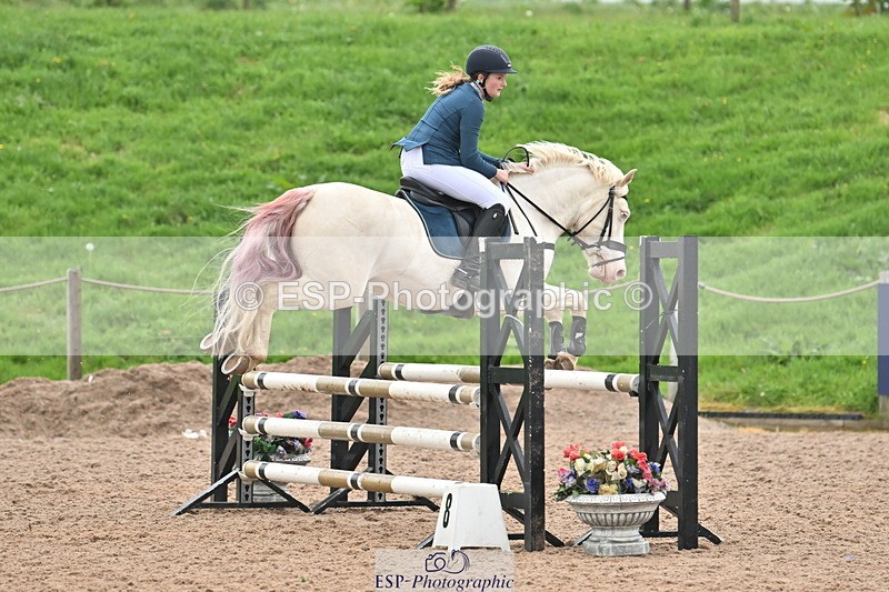 240505A-113426-04906 - Cls 3  Pony Discovery & 90cm Open