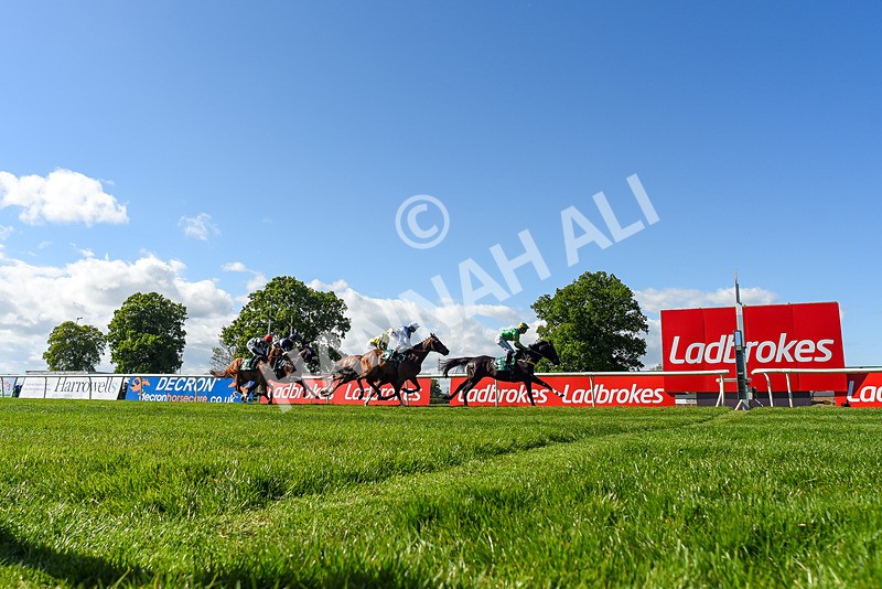 030525-Race 5-Savrola-3748 - Race 5